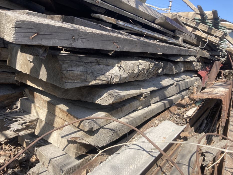 Распиленный  дуб