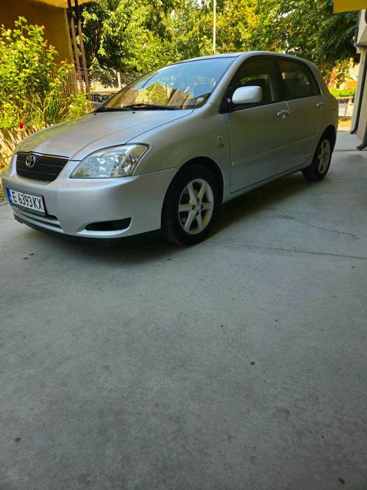 Toyota corolla 2.0 tdi 2003г.