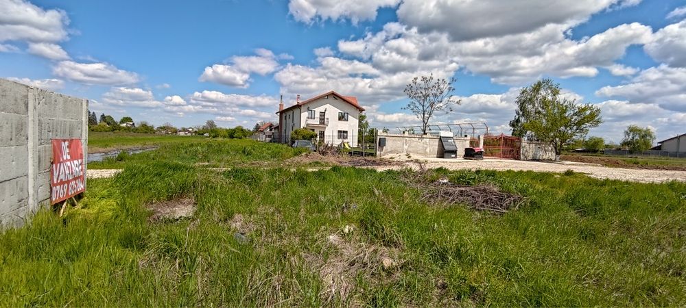 Teren intravilan 1575mp Strada 2 Frati gaz si curent
