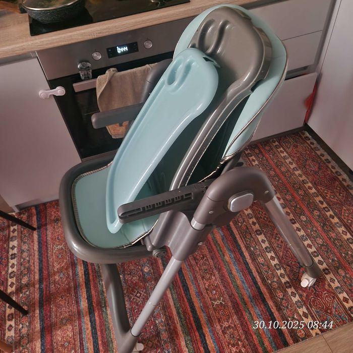 Продам стульчик для кормления