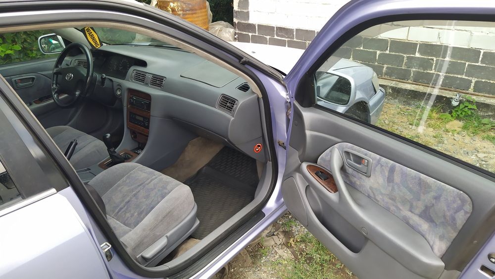 Продам тайота камри