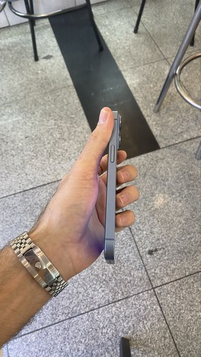 iphone 14 идеальном состоянии