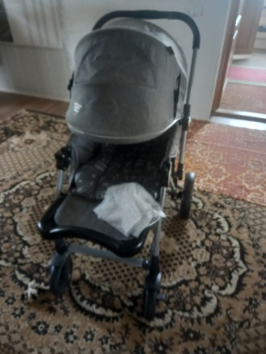 Продам детскую коляску зима лето