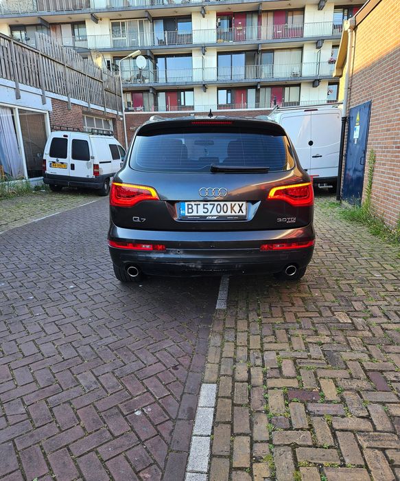 Audi q7 на части