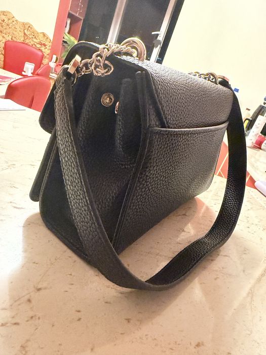 Genata de umar Guess
