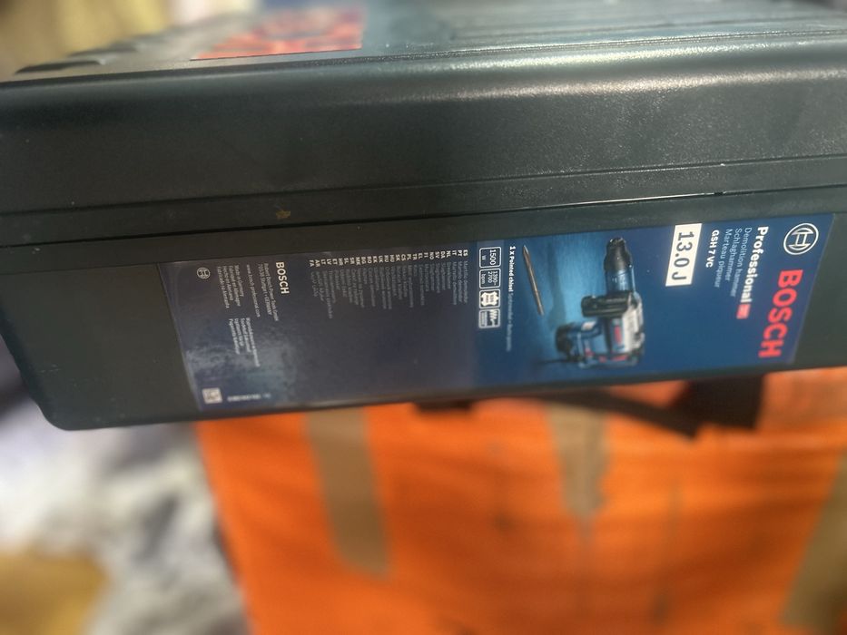 Ciocan delomolator electric profesional bosch