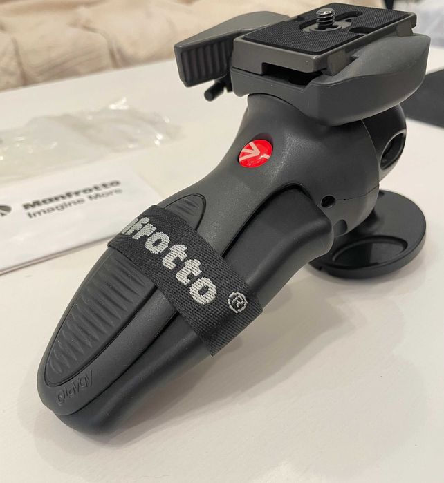 Cap de trepied profesional Manfrotto RC2 NOU, (sistem quick release original), ideal pentru fotografi și videografi