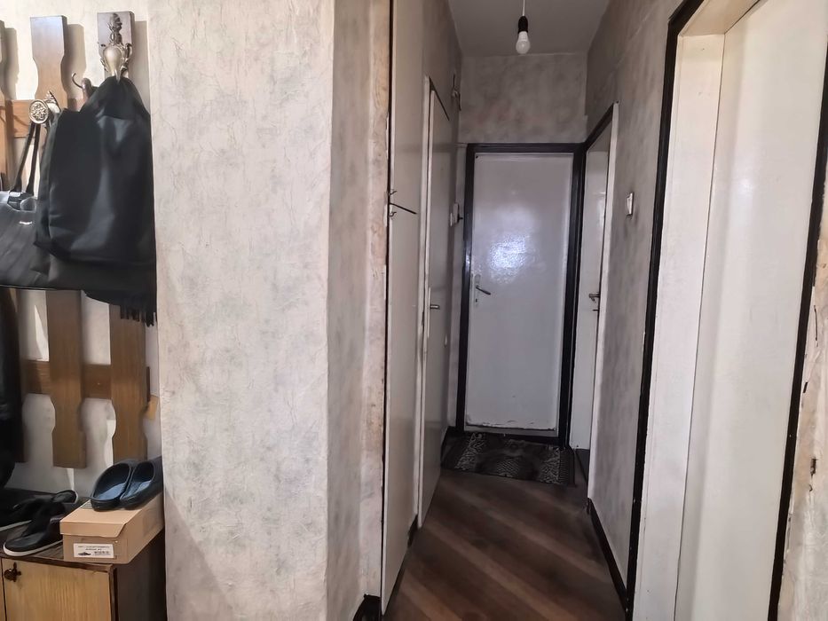 Продава се Тристаен апартамент в Ямбол, Зорница - 97 кв.м за 928 €/кв.м - Снимка #7