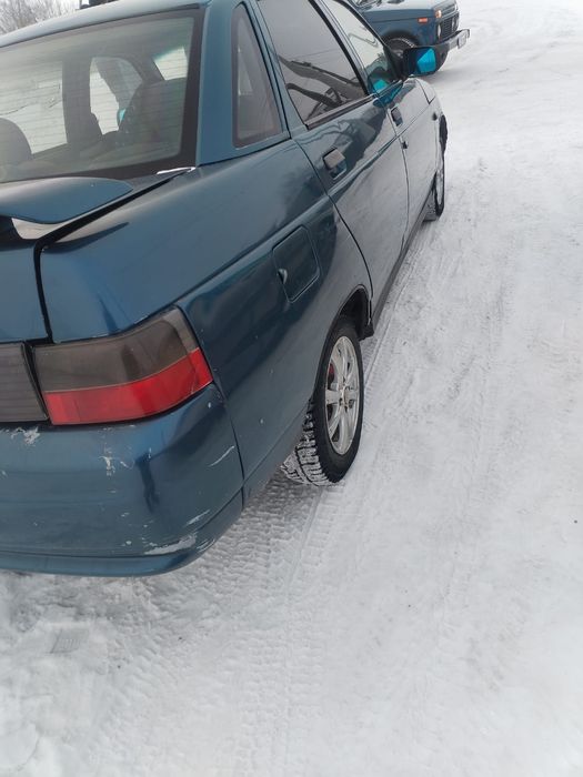 Продам ваз 2110.