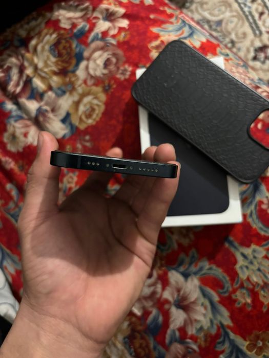 IPhone 13 с гарантие