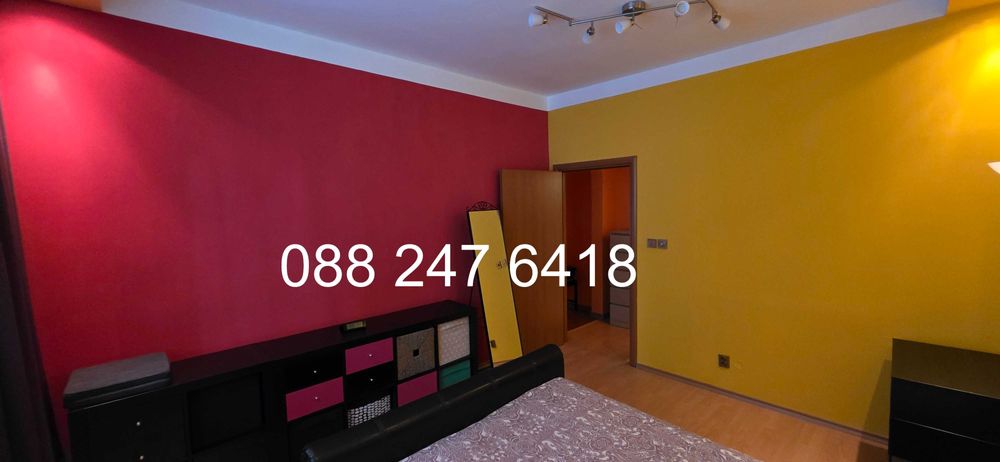 Дава се под наем Двустаен апартамент в София, Център - 65 кв.м за 612 € - Снимка #2