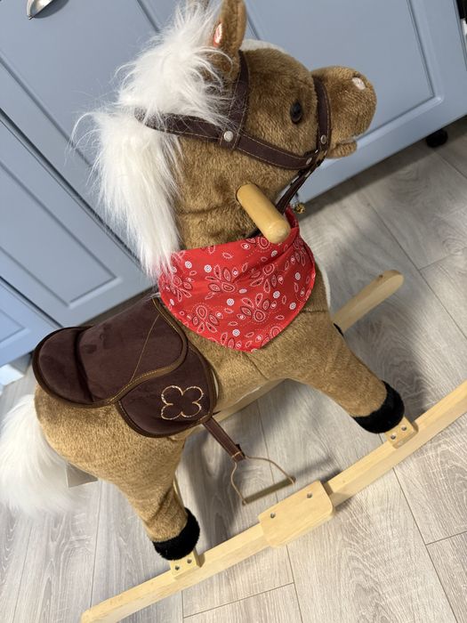 Caluț de pluș cu balansoar