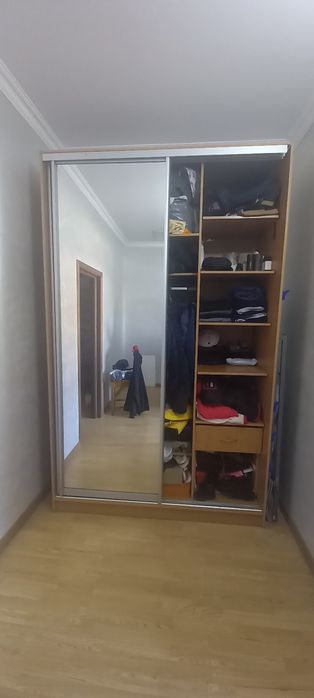 Шкаф для прихожей, для спальной с зеркалом