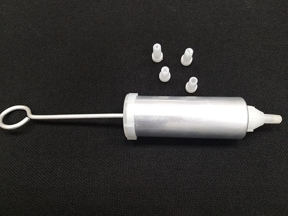 Шприц кулинарный.