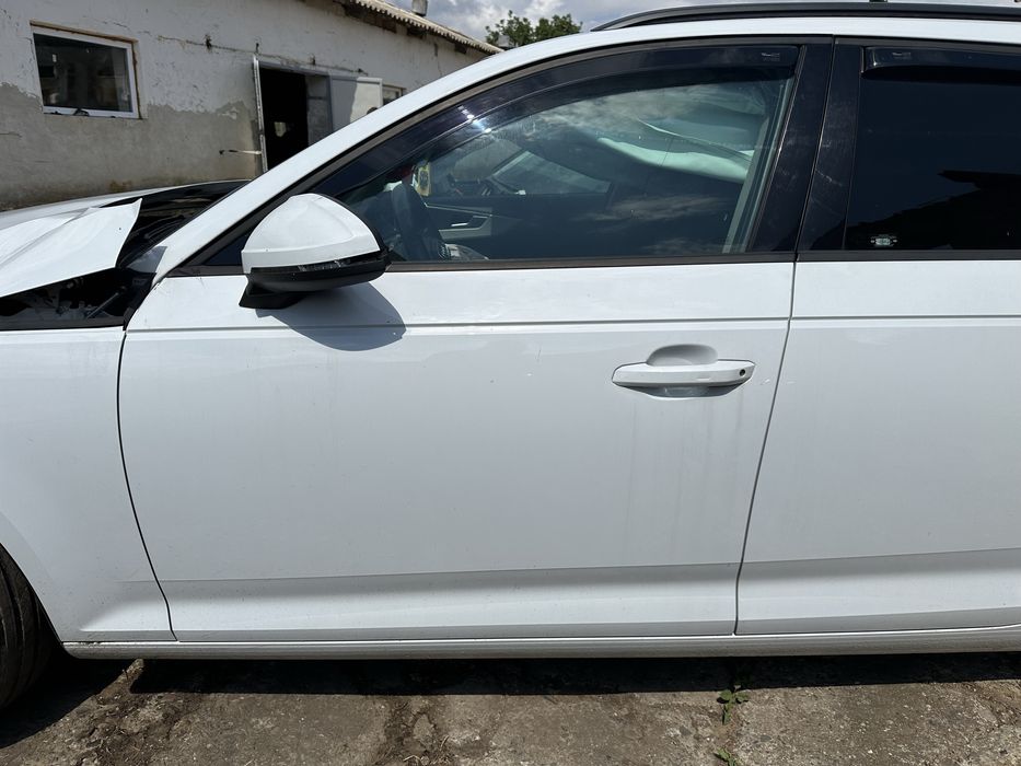 Oglinzi / Oglinda stanga, Oglinda dreapta Audi A4 B9 2016-2024