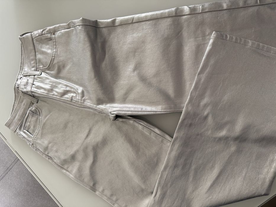 Дамски дънки и панталон