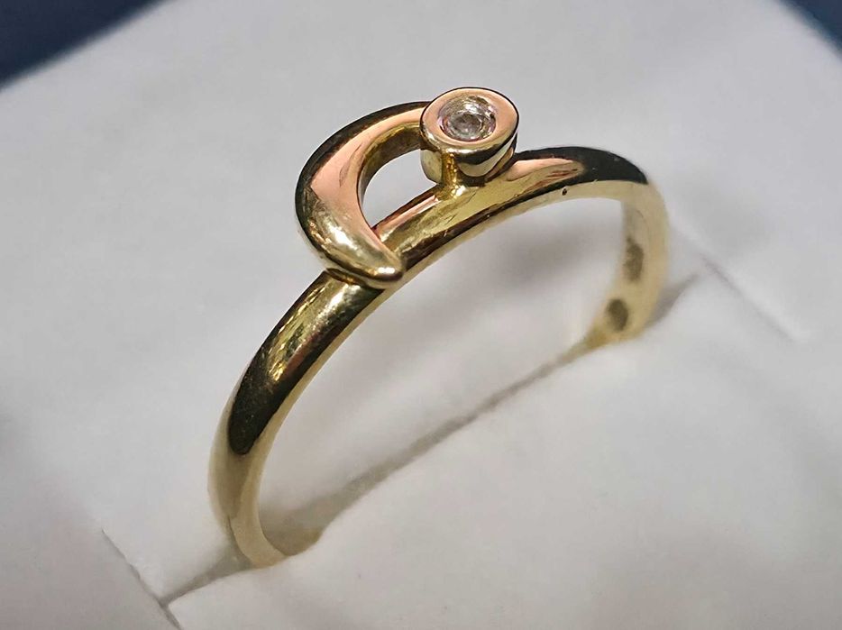 Златен пръстен 14 карата 585 / с диамант