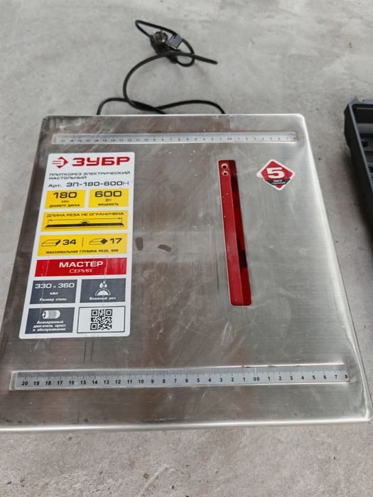 Продам плиткорез электрический