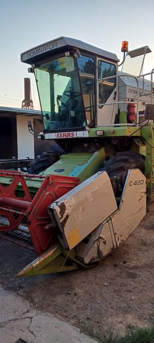 Claas Dominator 130 kombayn  2015 yil a'lo holatda