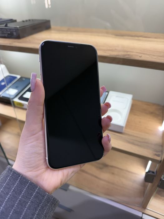 iphone 11 , 128 gb