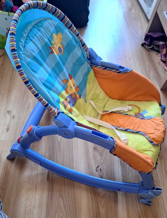 Люлеещ се шезлонг Fisher Price