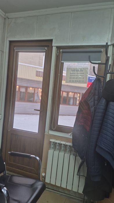 Кресло  мойка скамейке  зеркало  кондиционер