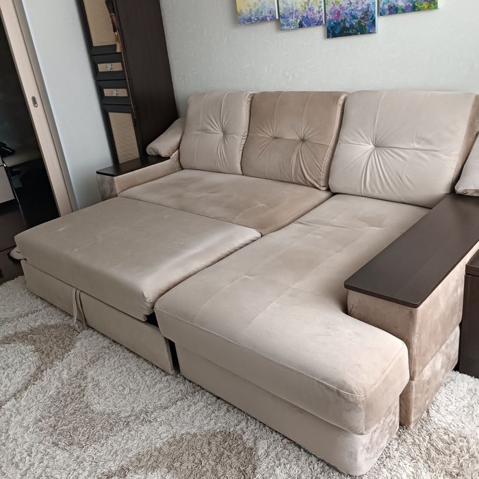 Диван с креслом продается в Костанае.