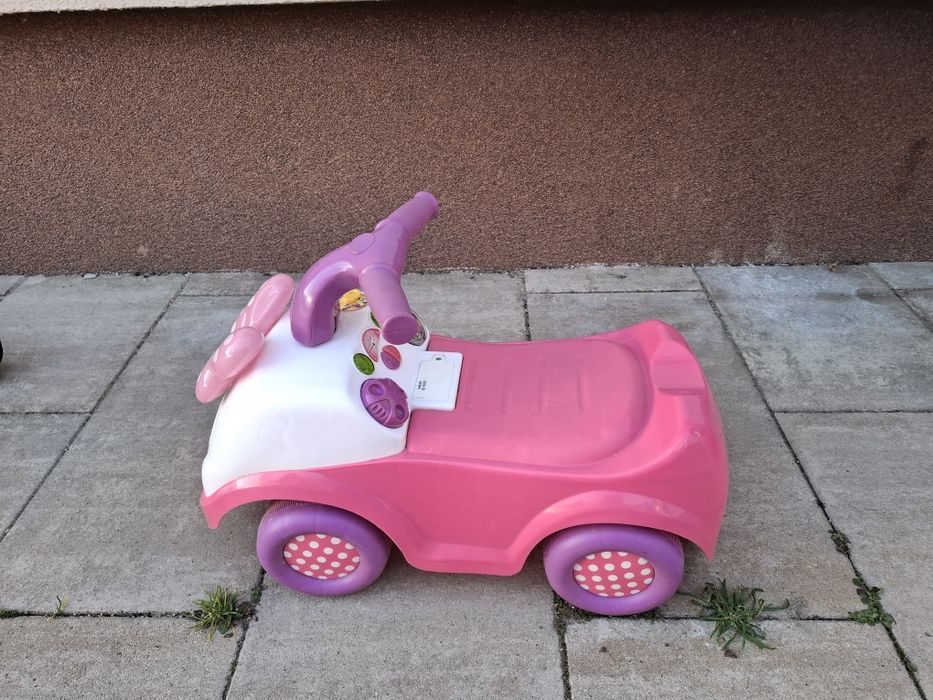 Mașinuța cu Mickey Mouse și melodii