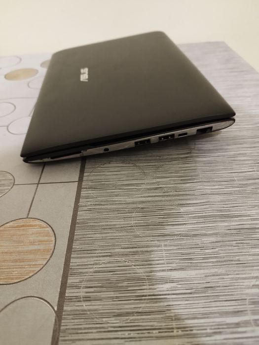 Laptop Asus Eee PC 1025C