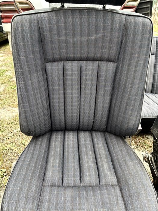 Салон за Мерцедес 124