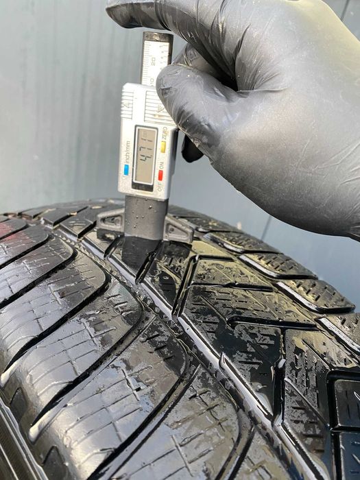 Set 4 anvelope iarna Pirelli 225 65 R17, dot 09.2013, 4.71mm