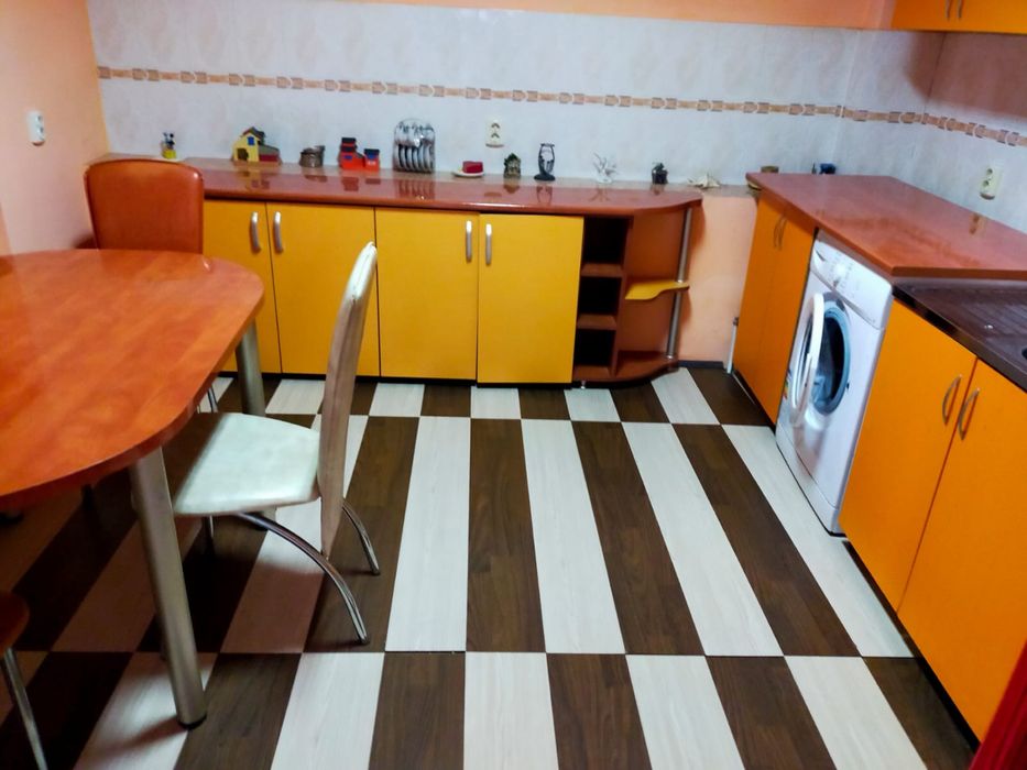 Casa 2 camere de inchiriat