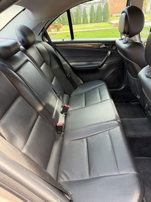 На Части Мерцедес W203 C220 CDI 150 коня