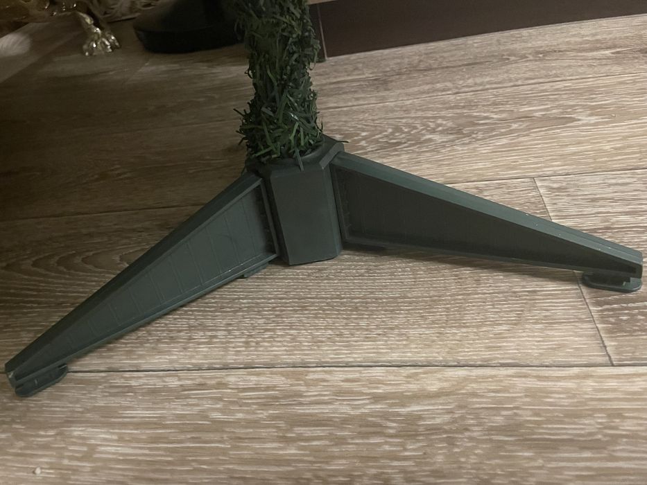 Срочно продам Елку