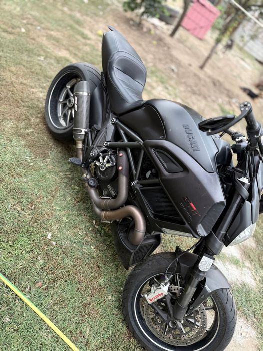 Ducati Diavel *CARBON* DRT!!