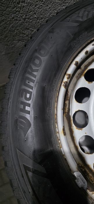 Set 4 roti iarna 5x112 echipate cu anvelope iarna  215 65 16  , 7-8 mm