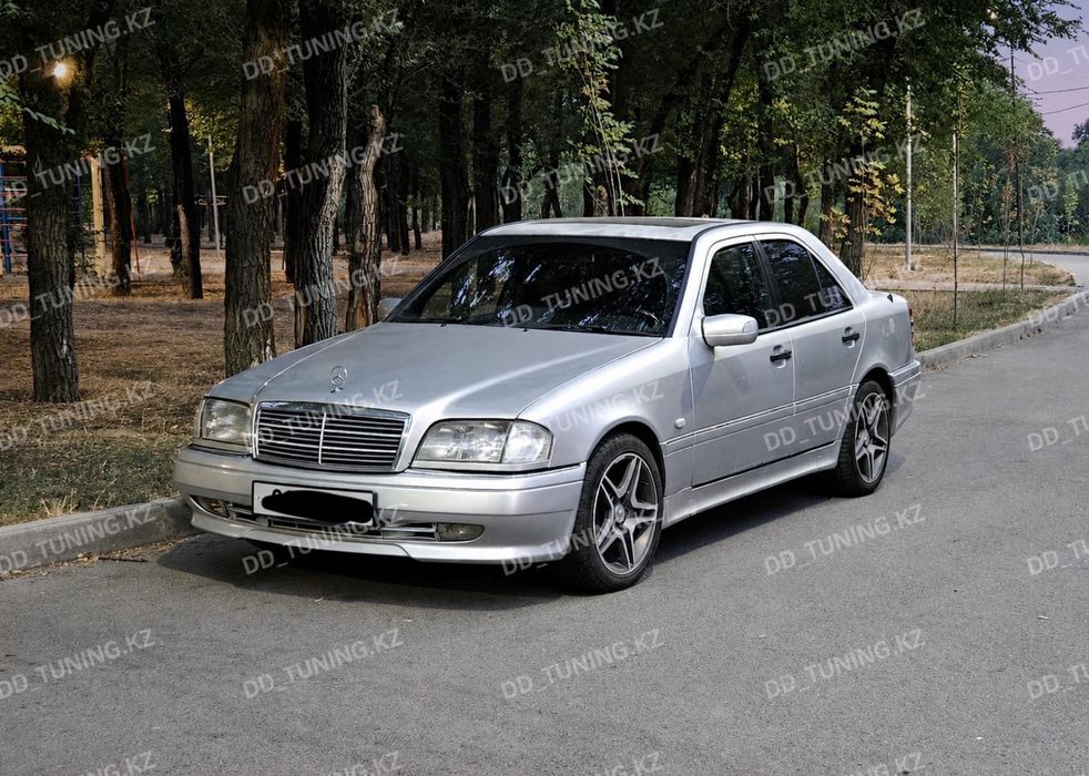 Передний Бампер Пороги Мерседес W202