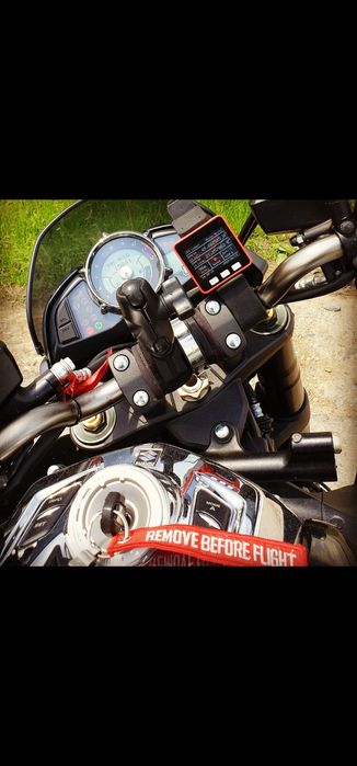 Motocicleta Suzuki BKing ABS