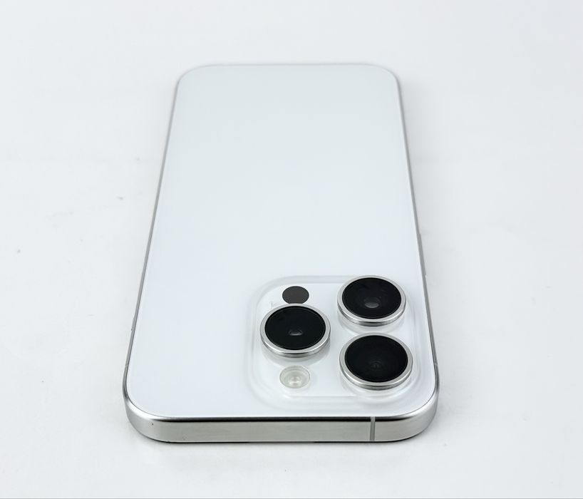 Apple iPhone 15 Pro 128GB White 0 Заряда! Отличен