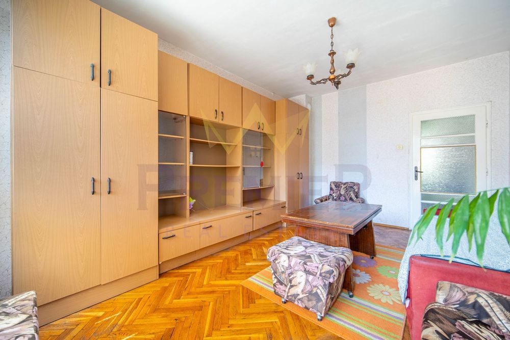 Продава се Тристаен апартамент в Варна, Победа - 62 кв.м за 2162 €/кв.м - Снимка #2