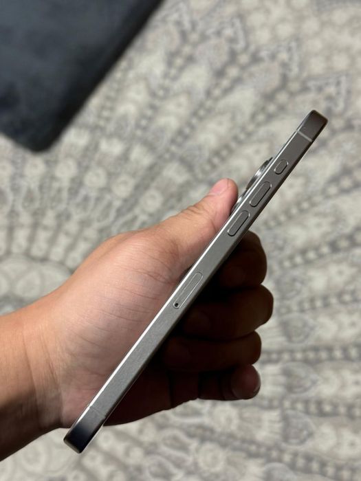 iPhone 15 Pro Max 256 GB Titan