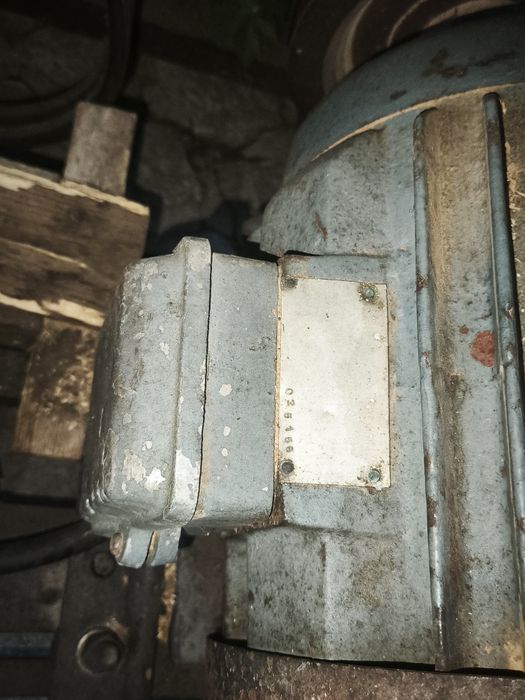 Трифазен циркуляр