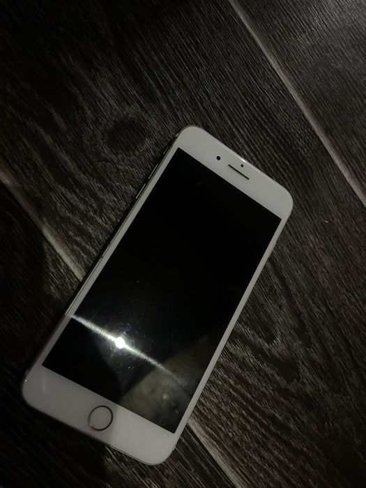 iphone 7 plus продам