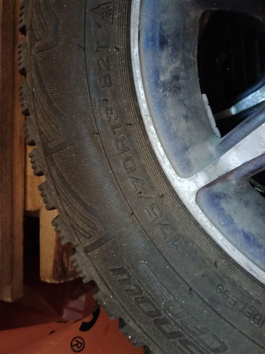 Зимние шины с дисками