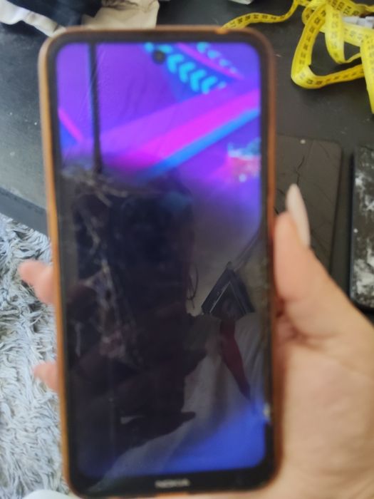 Telefoane pentru piese