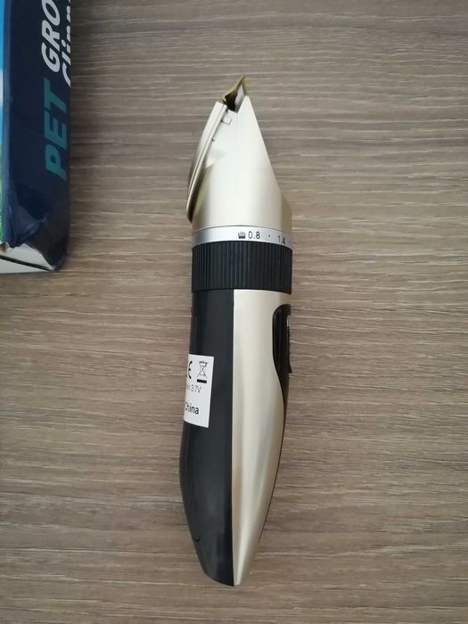 Продавам машинка за подстригване на животни (котки, кученца)