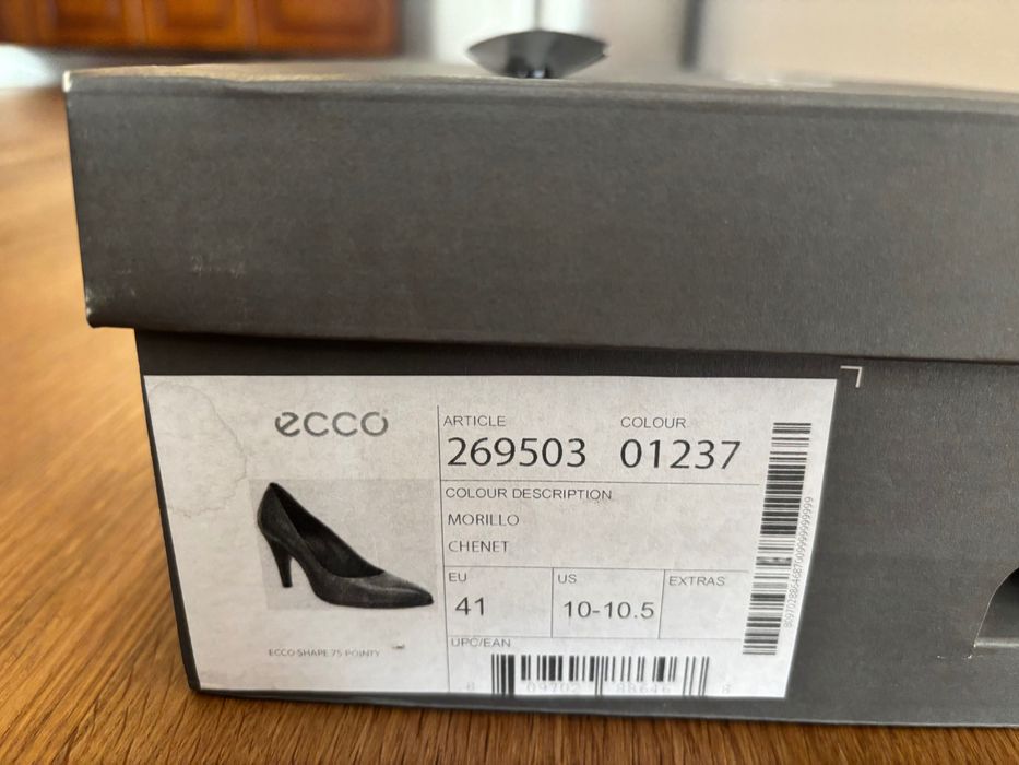Обувки ECCO с токчета