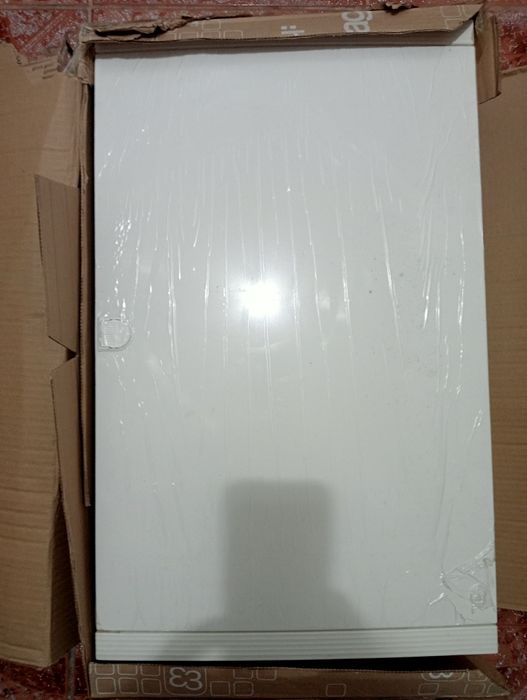 Tablou electric marca Hager și material impermeabil cu sifon