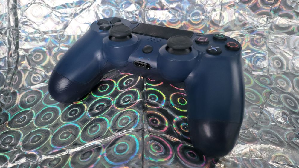 Лимитиран контролер джойстик пс 4 playstation 4 pc компютър