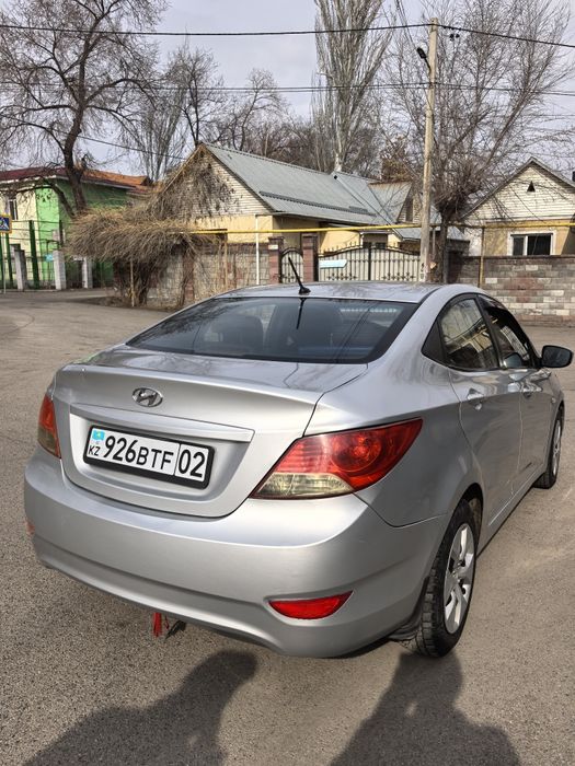 Продам Hyundai accent 2013